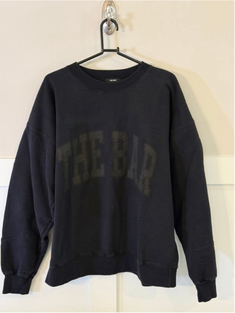 The Bar Black Tonal Logo Crewneck Sweatshirt Size Large Oversized